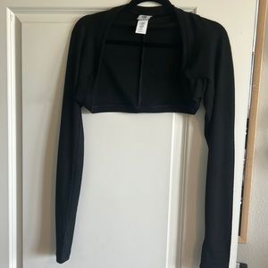 Cabi - S - cropped sweater